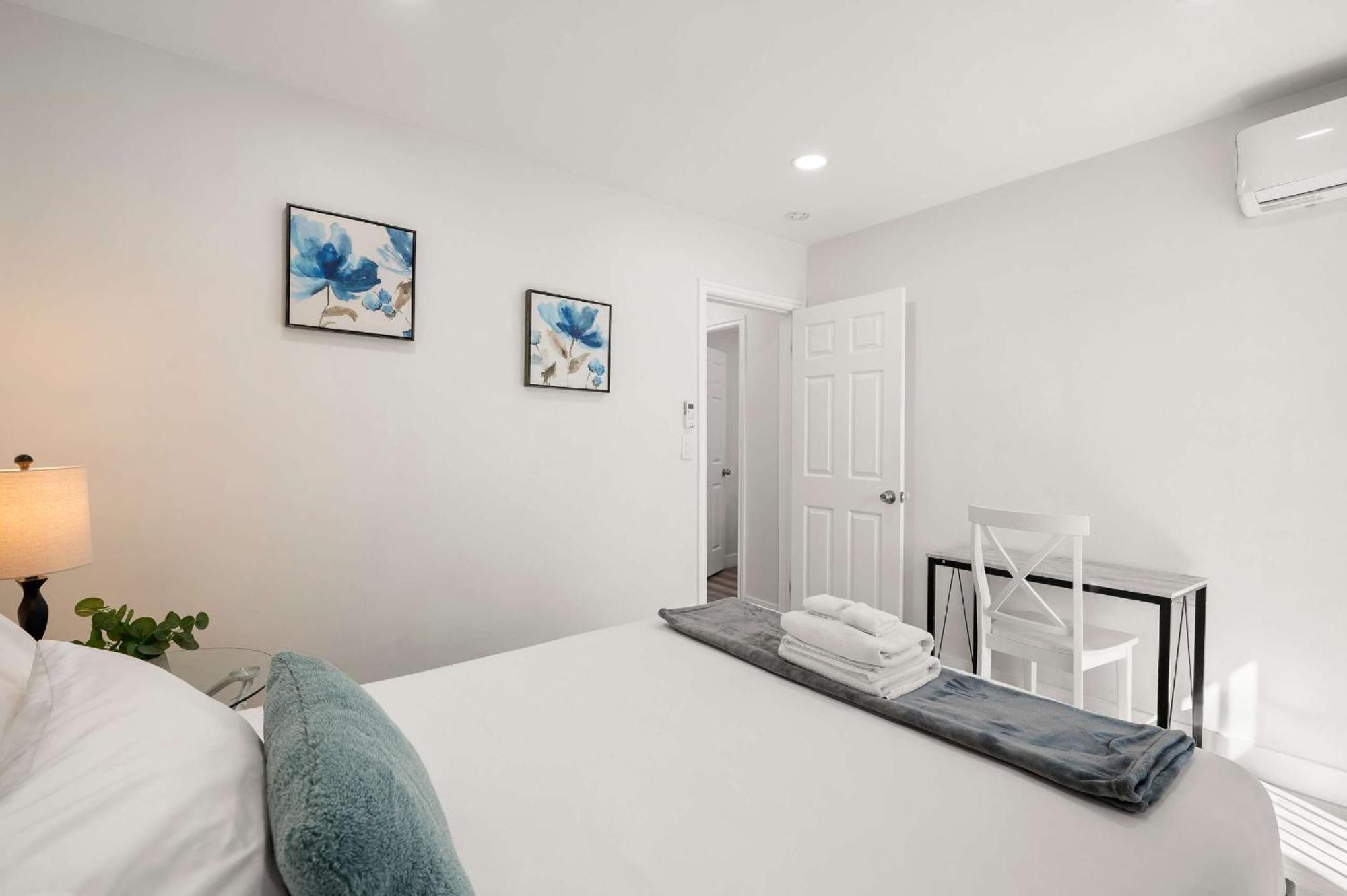 New Renovated 2B2B Apt Self Checkin Free Parking 1 Pasadena Esterno foto